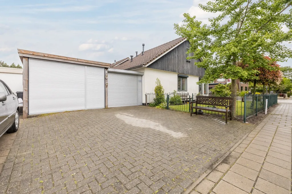 Välivaade - Terraced House with Garden in Vroomshoop