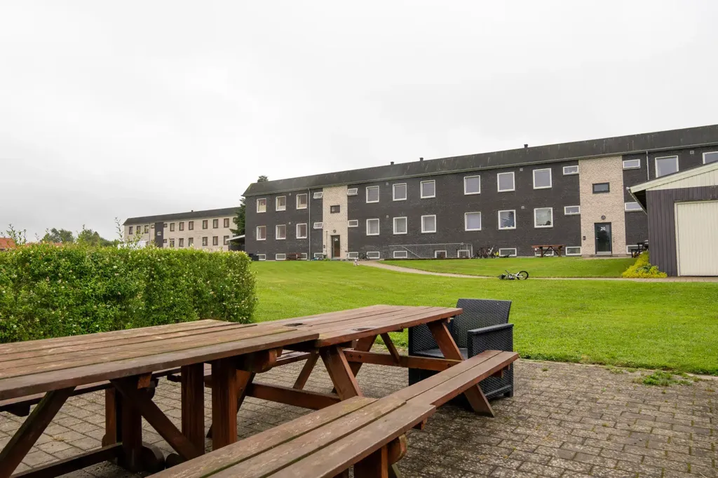Aed - Three-Bedroom Flat in Toftlund
