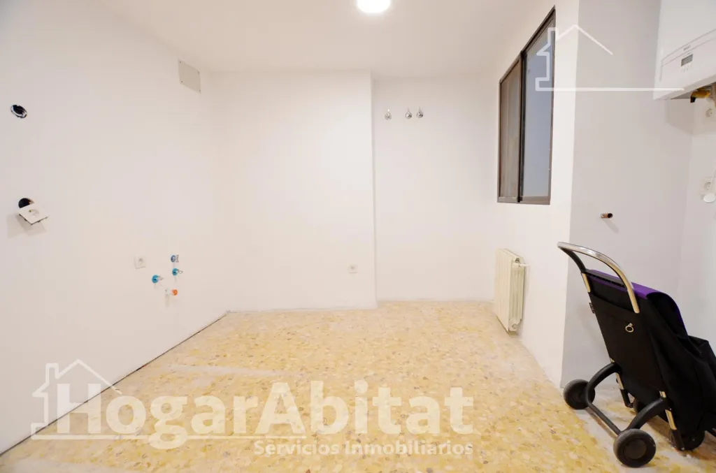 Pièces - Seafront Apartment with Views in Alicante