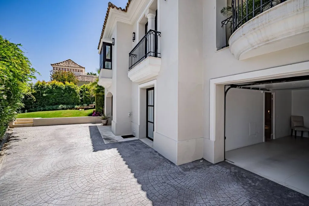 Extérieur - Luxury Villa with Pool and Mountain View in Marbella