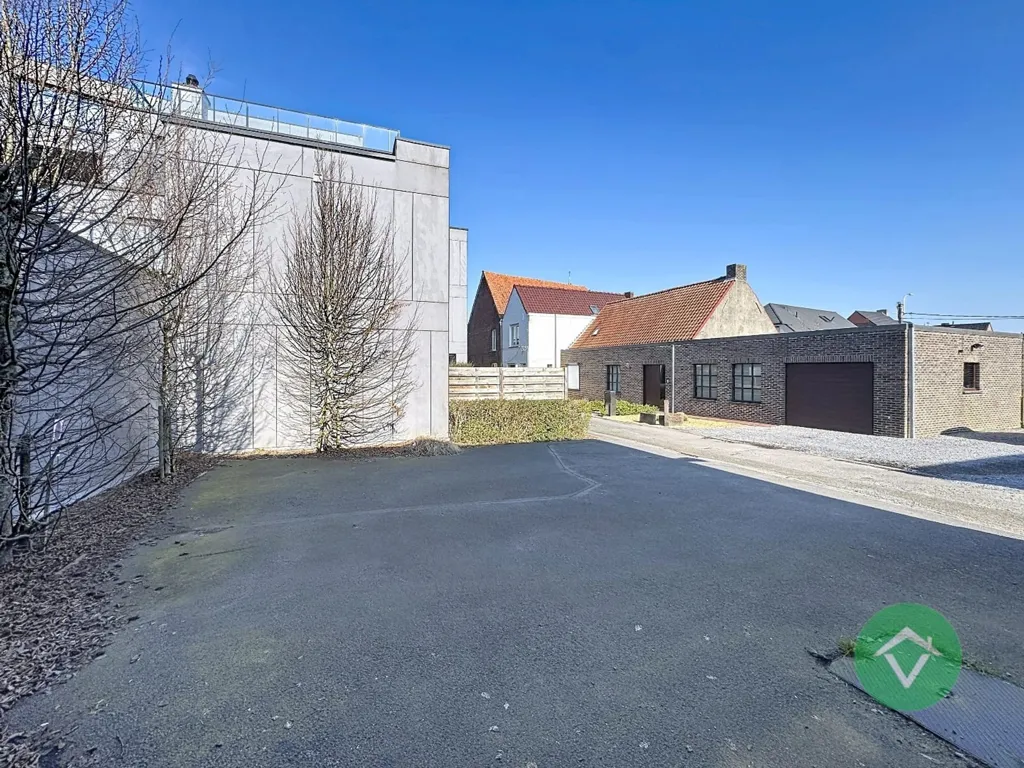 Välivaade - House with Garden in Lichtervelde