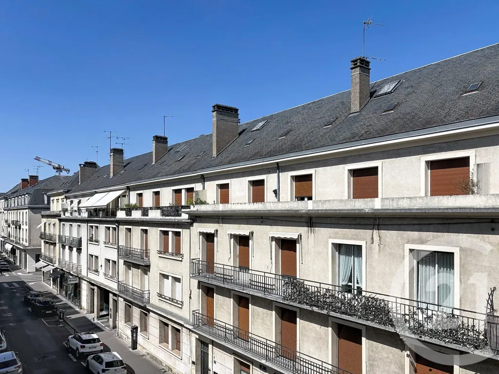 Balcon - Appartement F5 avec Vue sur Basilique à Tours