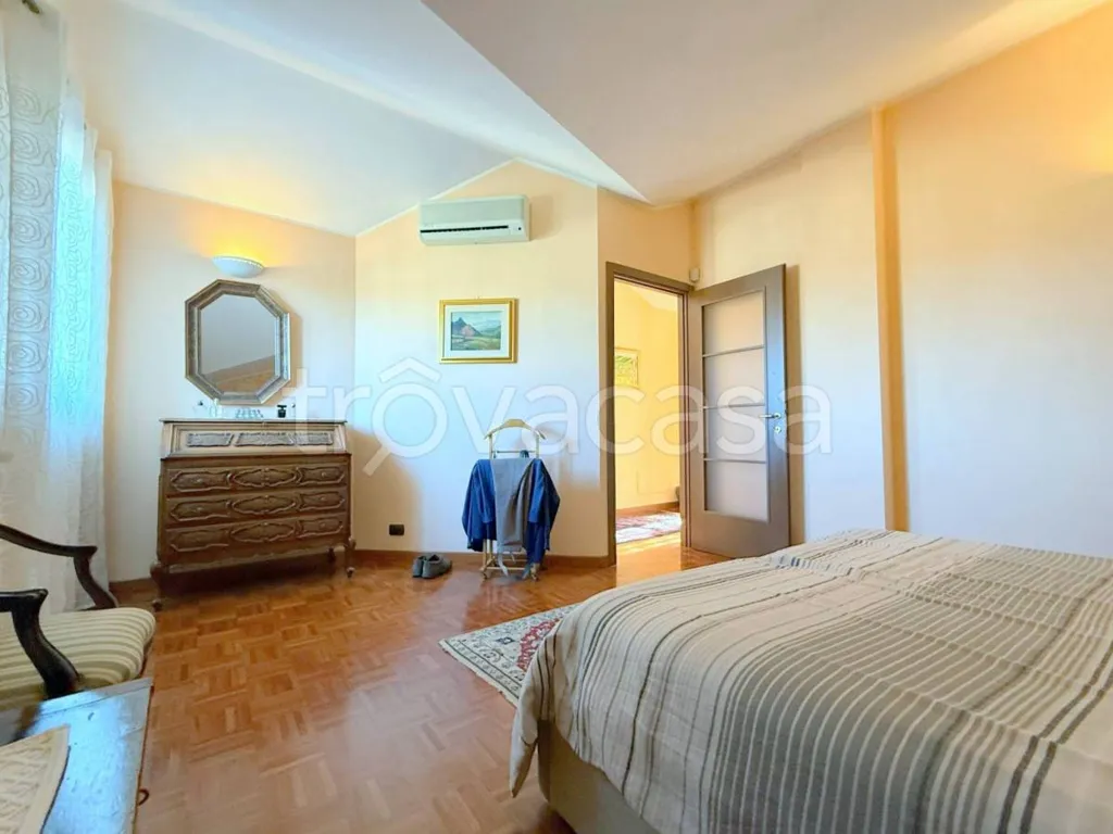 Magamistoad - Two-Level Apartment with Terraces in Rivalta di Torino