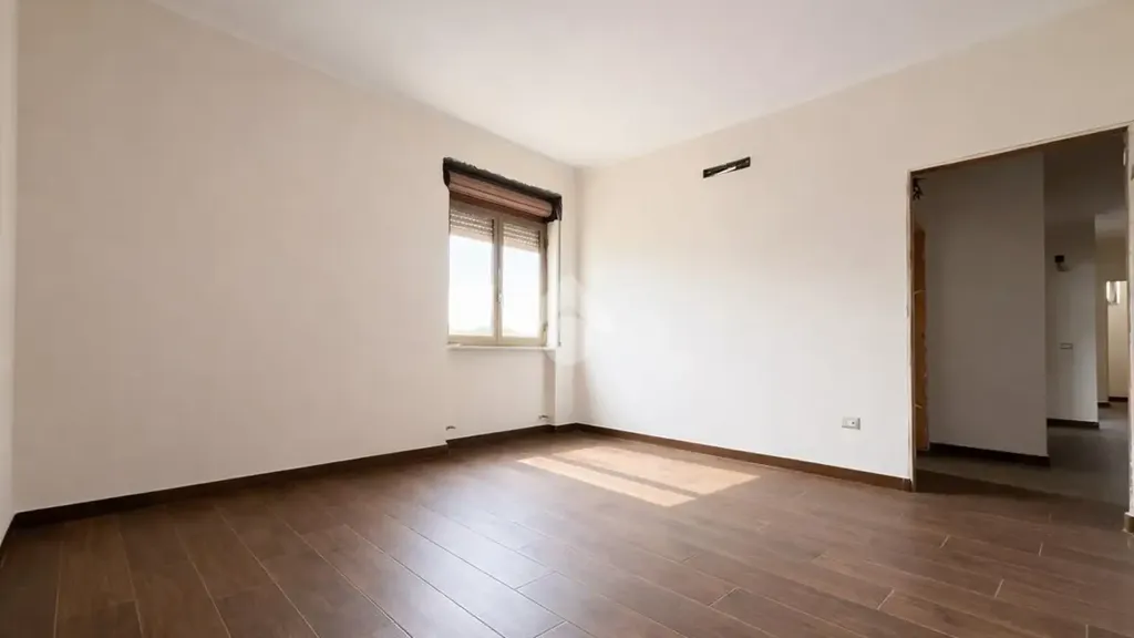 Pièces - Rusticated Apartment with Balcony in Montalto Uffugo