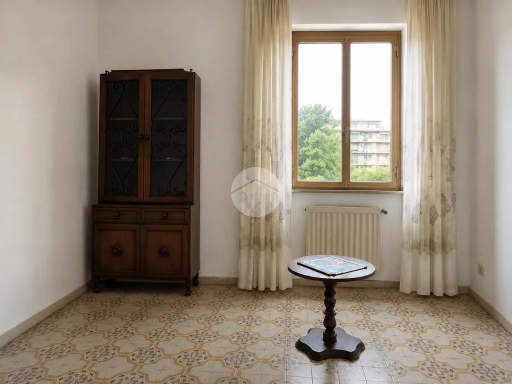 Kabinet - Terni Duplex with Potential in Central Location