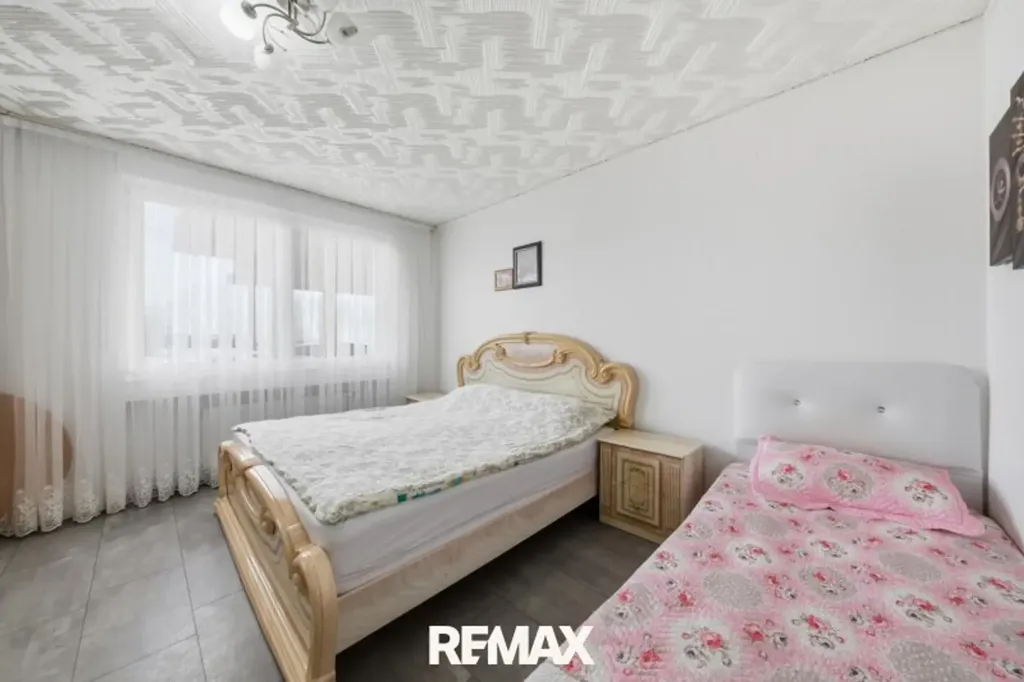 Chambres - Multi-Unit House with Expansion Potential in Haschendorf