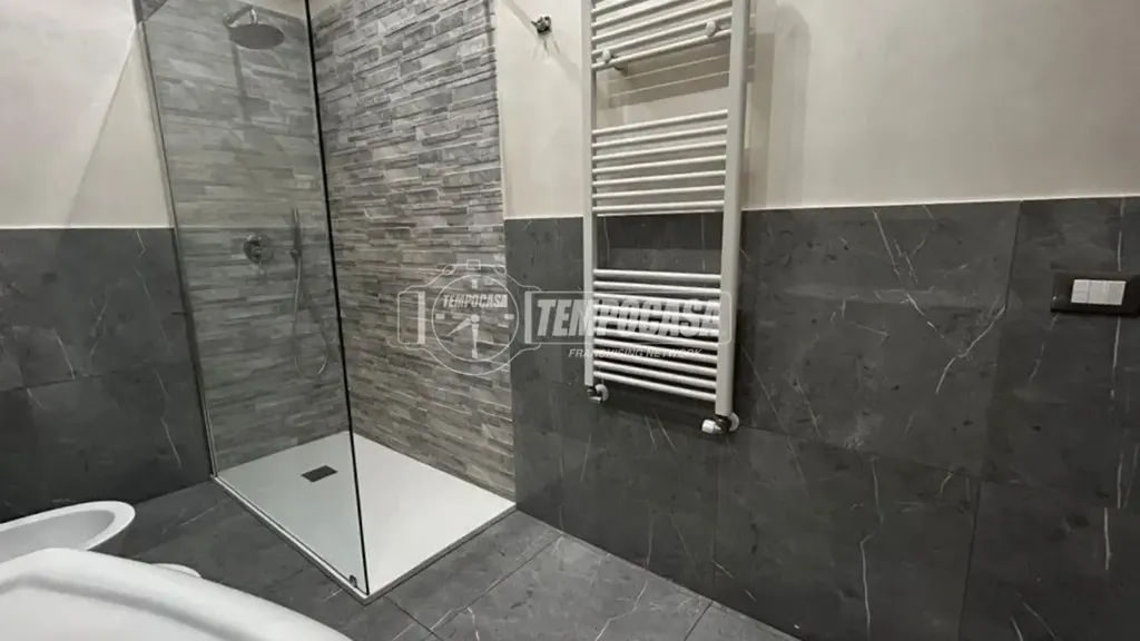 Vannitoad - Renovated Apartment with Balcony in Rome