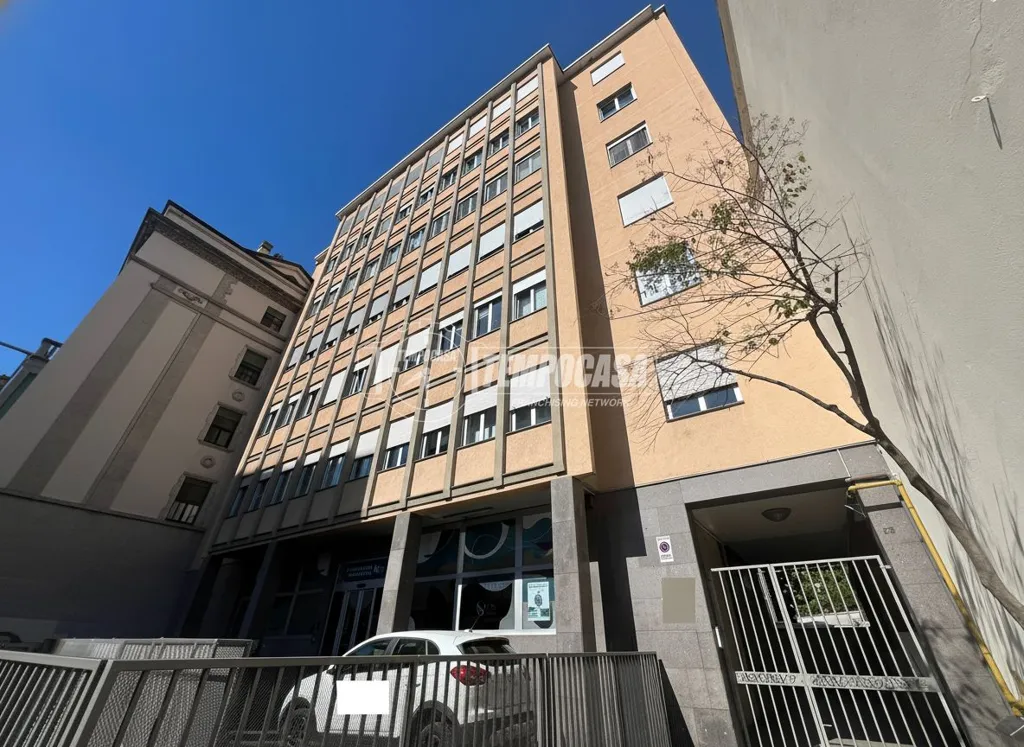 Välivaade - Modernised Flat with Balcony in Monza Centre