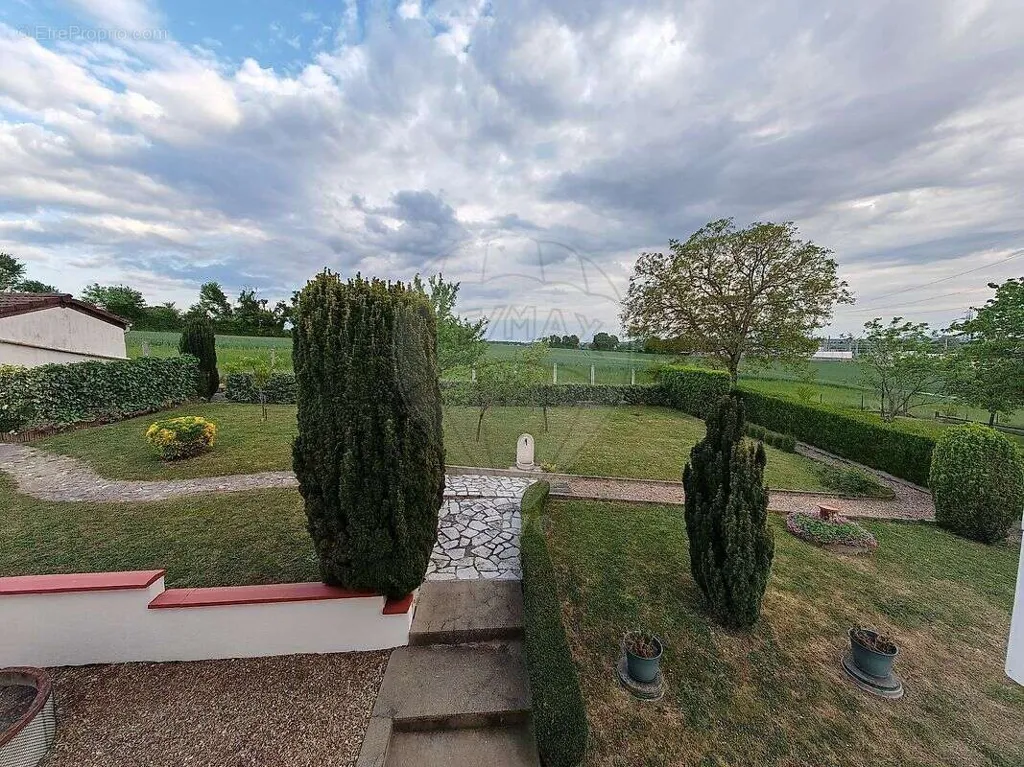 4-room house in Saint-Eloi
