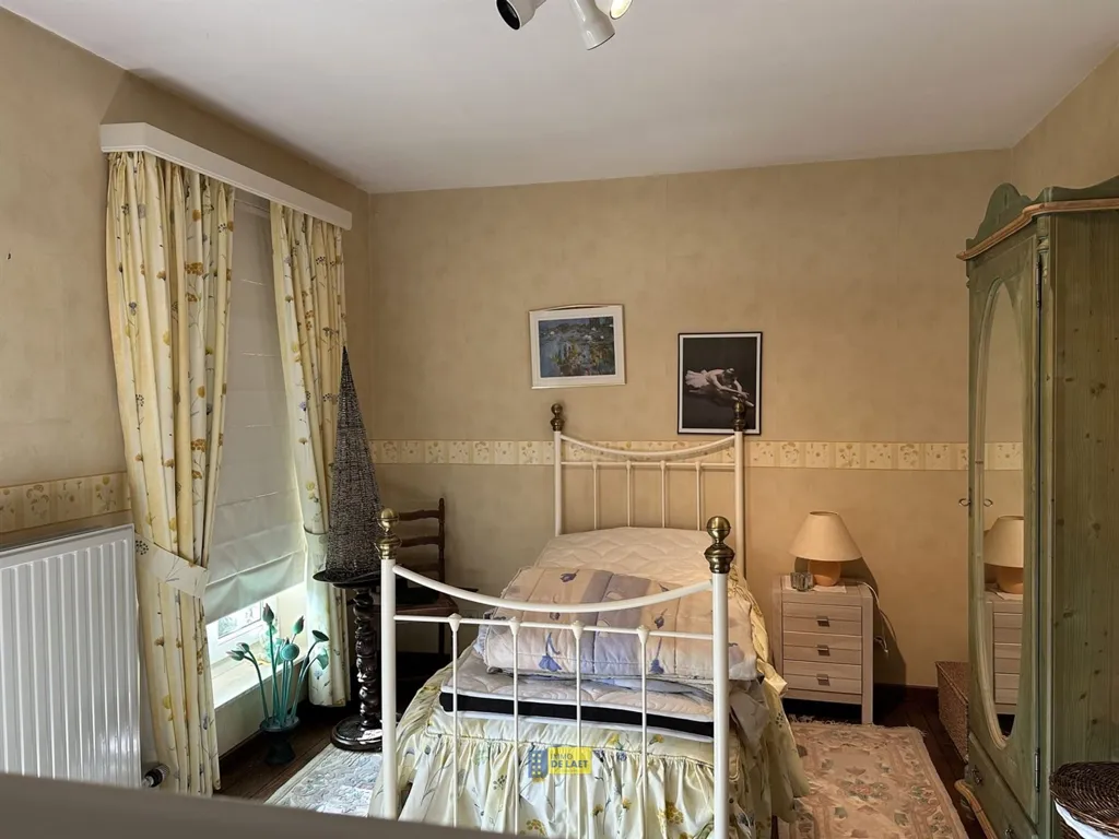 Magamistoad - Spanish-Style Ground Floor House with Garden in Spaans