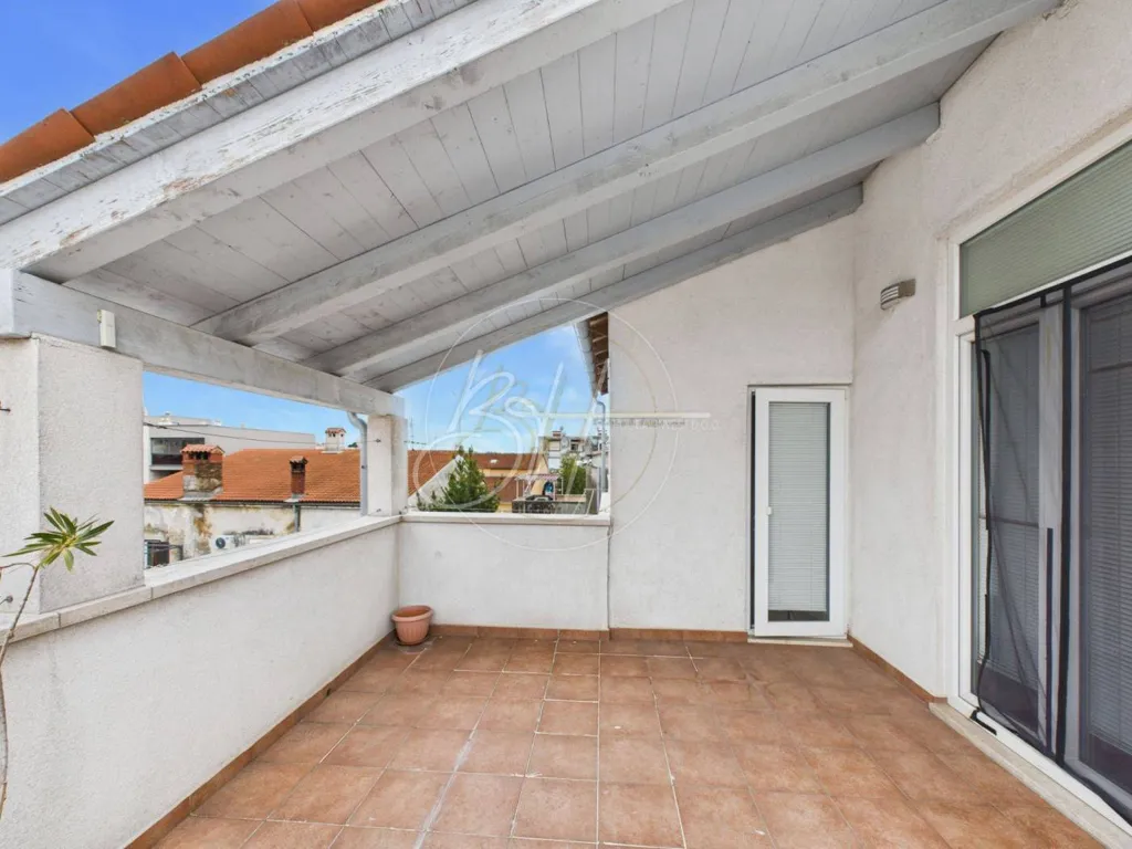 Terrass - Apartment with Balcony in Pula Centre