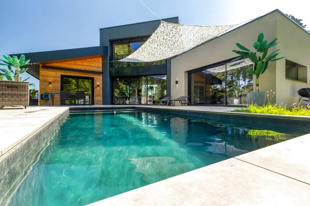 Piscine - Villa de Prestige avec Piscine à Jacob-Bellecombette