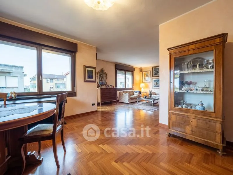 Söögituba - Elegant Villa with Private Garden in Selargius