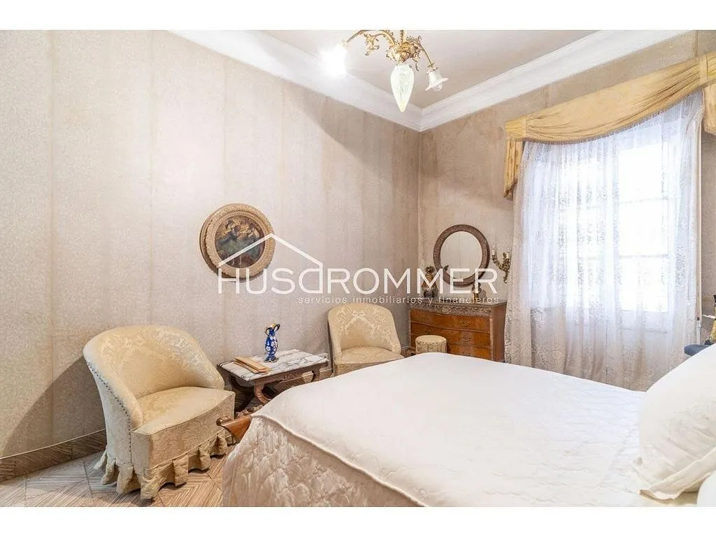 Magamistoad - Dual-Unit Property with Central Location in Vila-real
