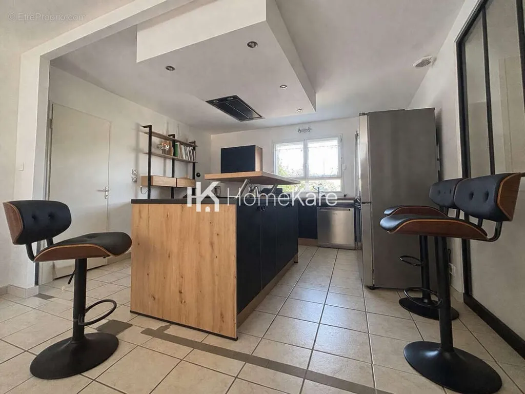 Cuisine - Maison avec Piscine et Terrasse à Colomiers