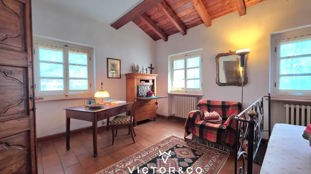 Bedrooms - Villa with Garden in Novara