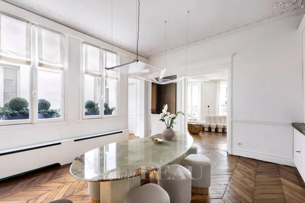 Söögituba - Elegant 2/3 Bed Apartment in Saint-Germain-des-Prés