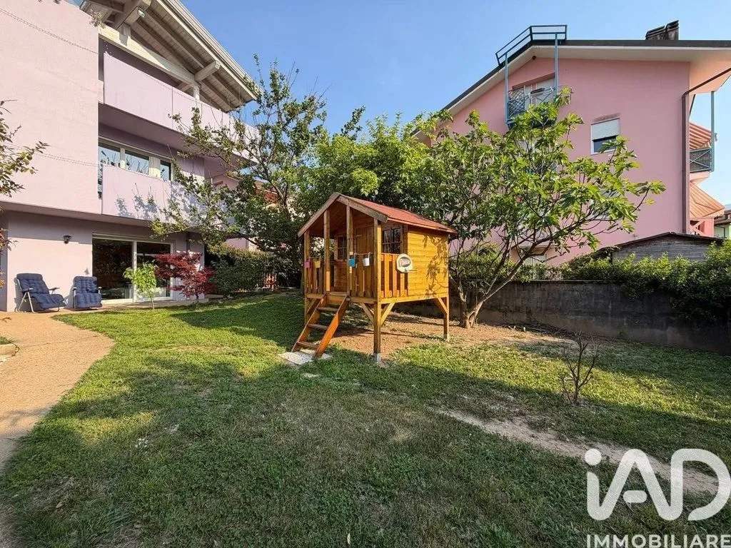Giardino - Luxury House with Garden in Rovereto