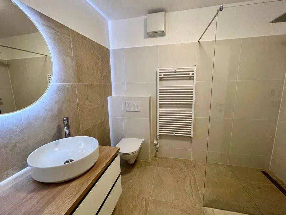 Bagni - Apartment with Lake Access in Wolfgangsee