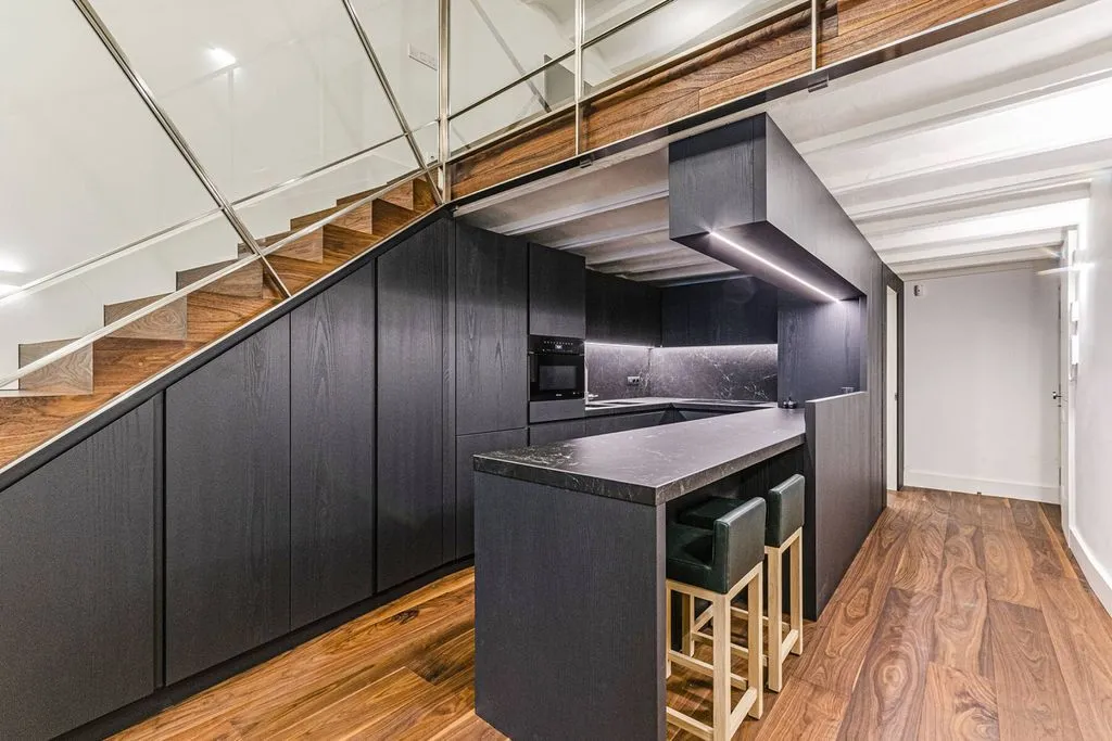 Cuisine - Luxury Apartment with Medieval Features in El Born, Barcelona