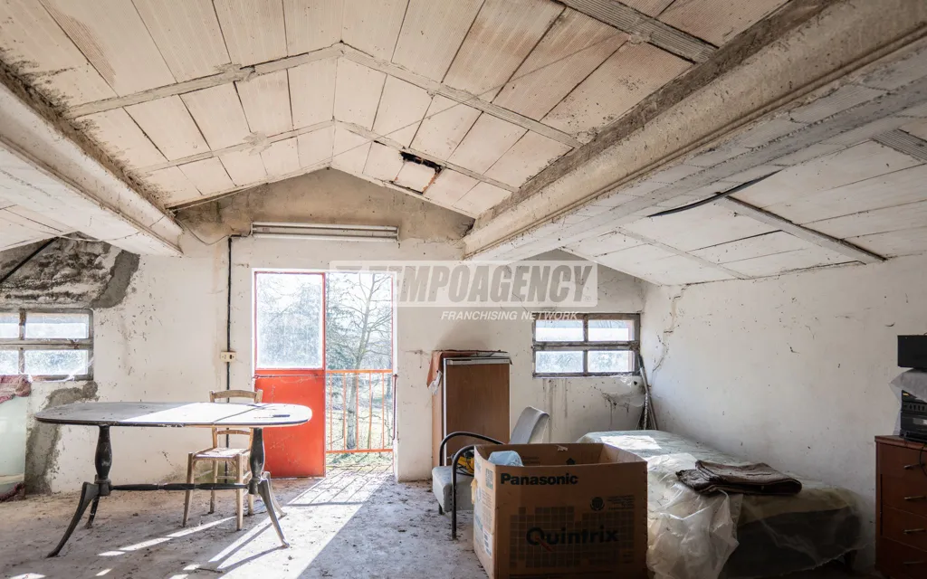 Toad - Multi-Level Warehouse with Land in Riccò