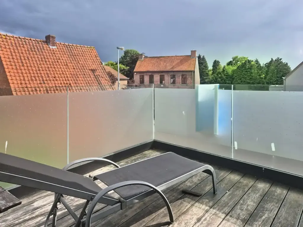 Balcon - Appartement Énergétique avec Garage à Ursel
