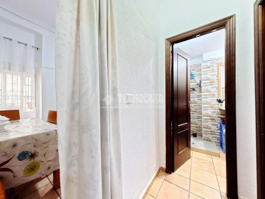 Sala da pranzo - Ground Floor Flat with Garden View in Ciudad Jardín