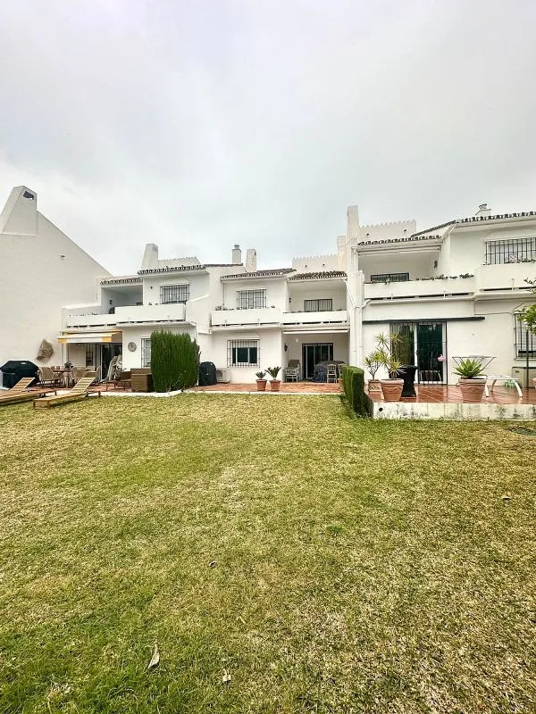 Jardin - Apartment with Pool in Nueva Andalucía