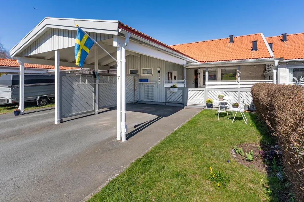 Välivaade - Terraced House with Private Balcony in Bankeryd
