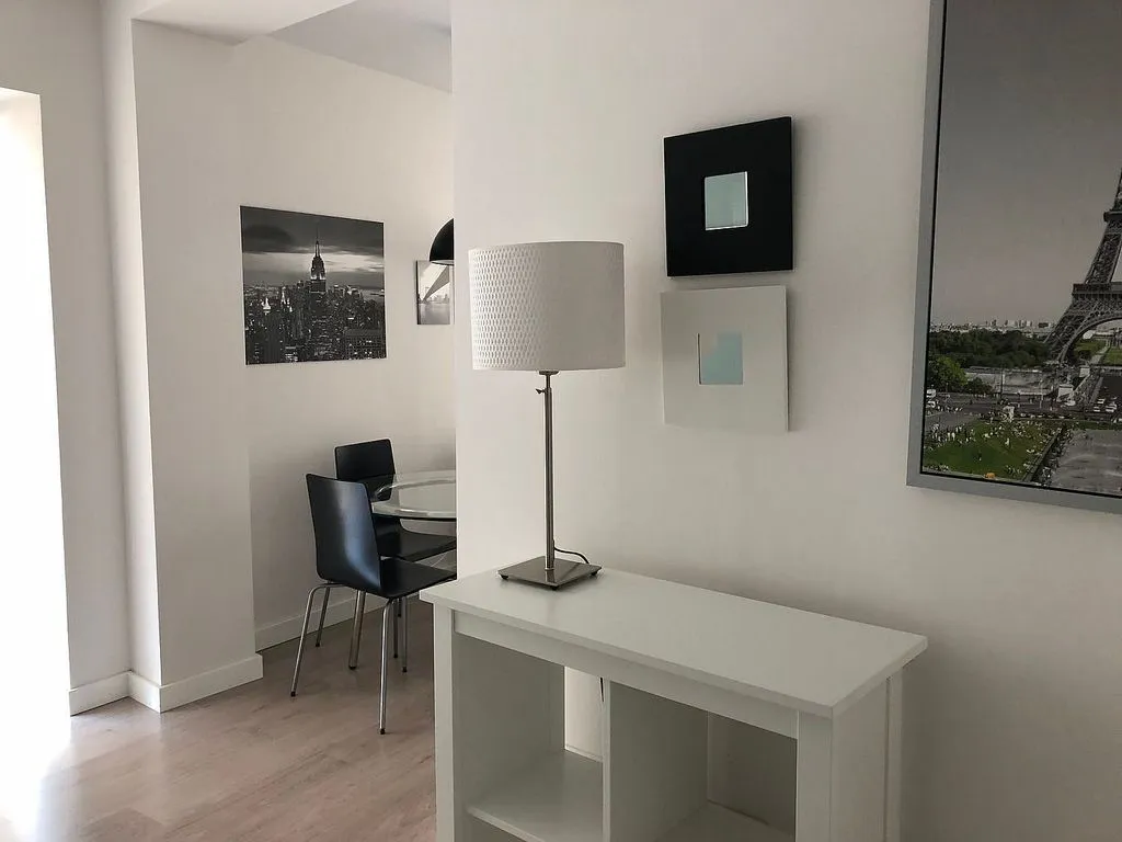 Elutuba - 1-Bedroom Flat with Terrace in Casco Antiguo