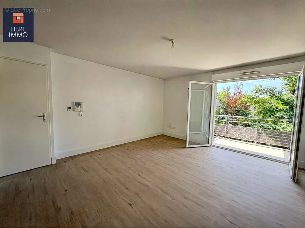 Toad - Bright T2 Apartment with Balcony in Pau