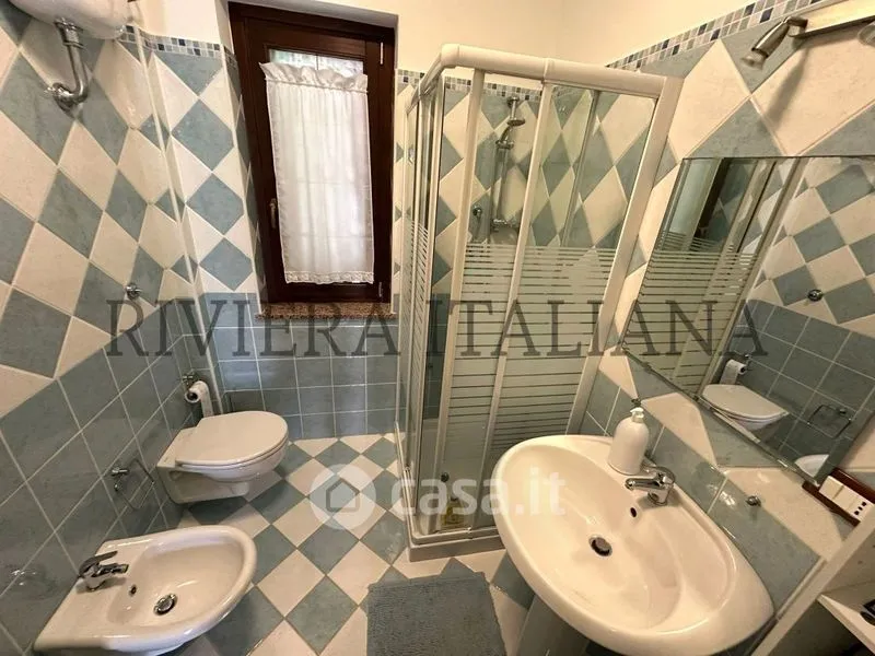 Salles de bain - Bifamiliar Villa with Private Garden in Scalea