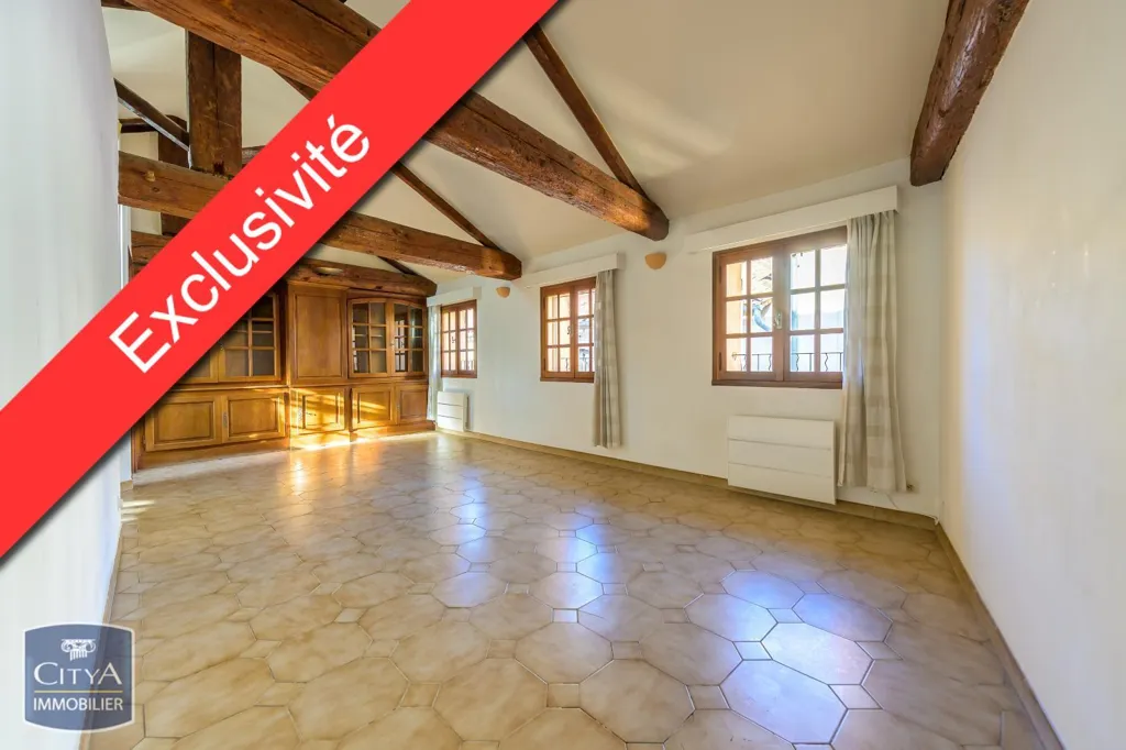 Séjour - Appartement T2 en Centre-Ville de Carpentras