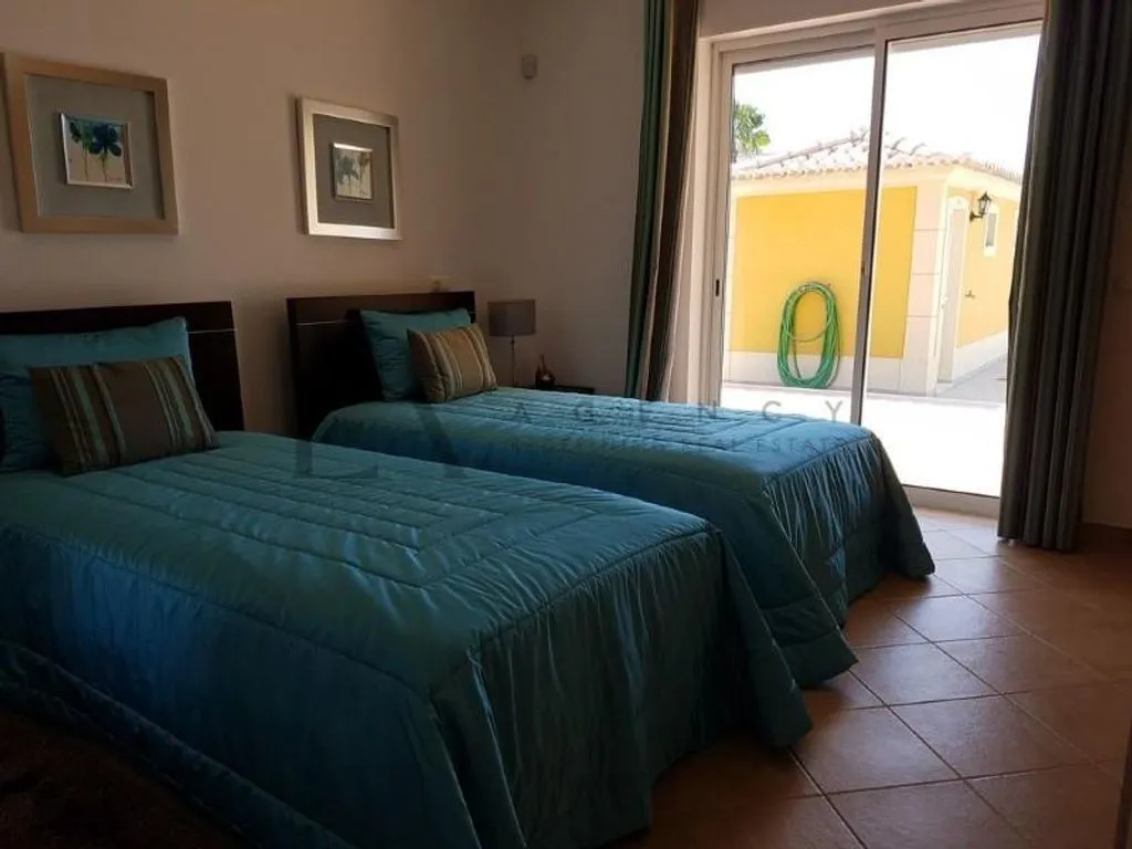 Magamistoad - Luxury Villa with Pool in Vilamoura