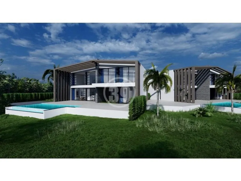 Development Land with Approved Project in Areeiro