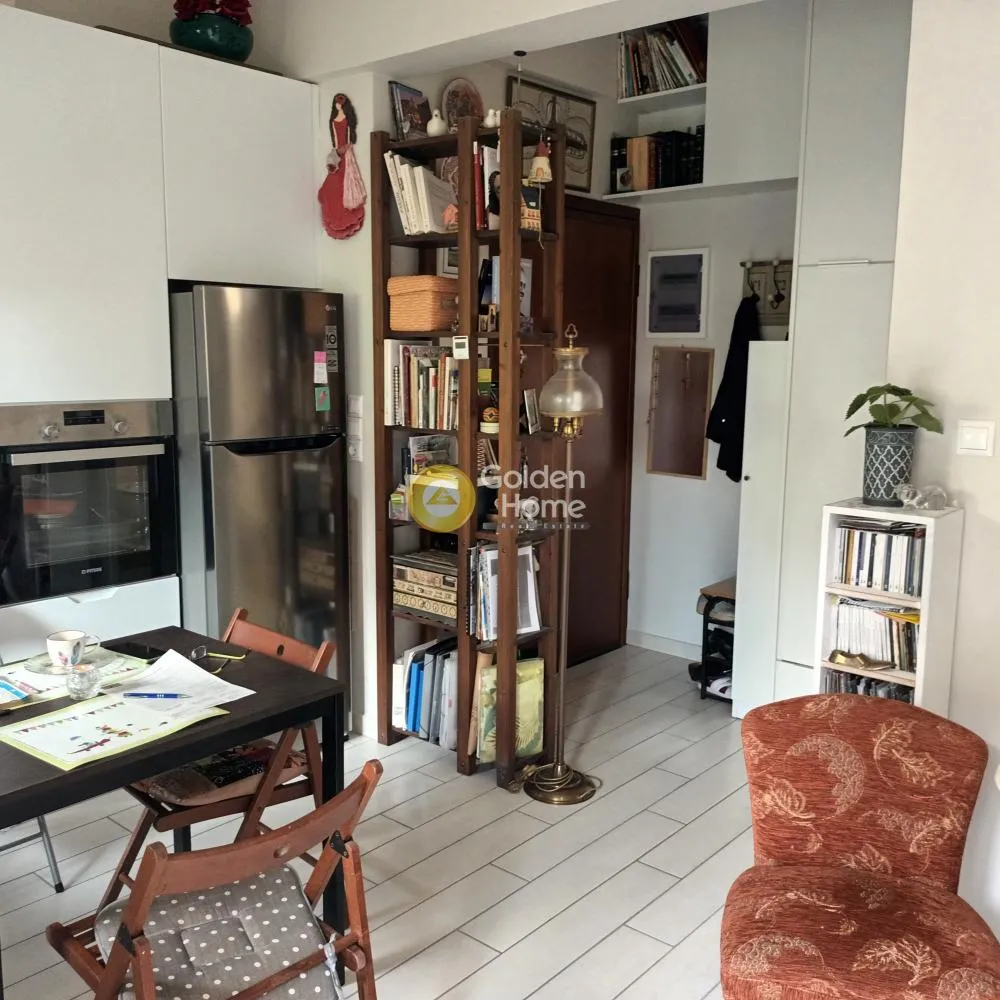 Söögituba - Renovated Flat with Balcony in Athens Centre