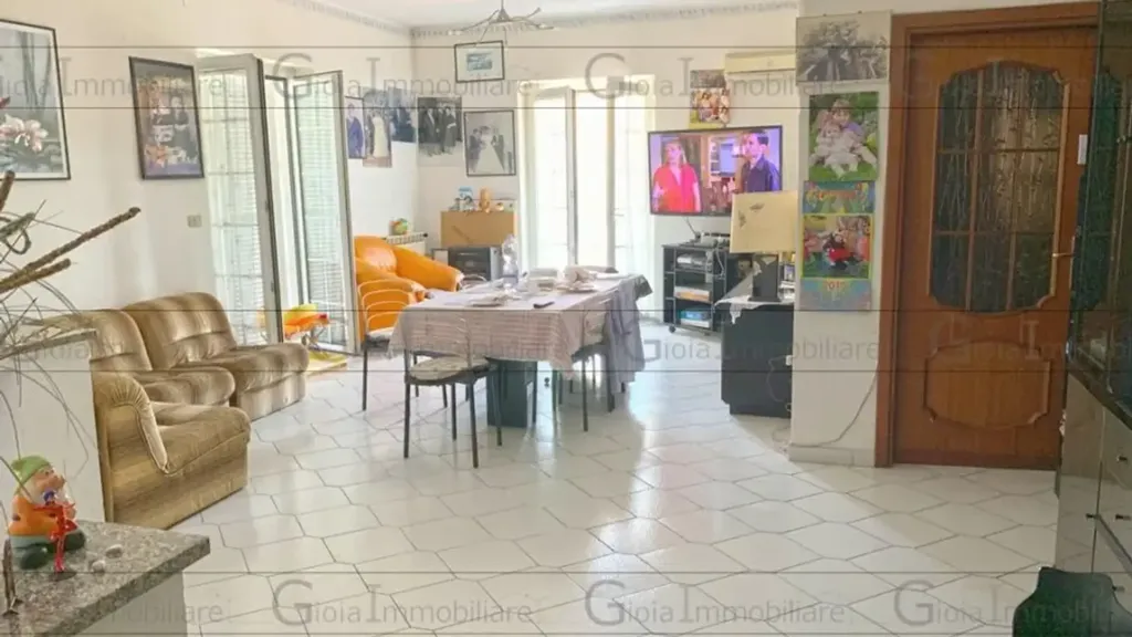 Elutuba - Apartment with Terrace in Mondragone