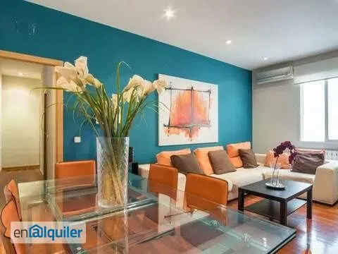 Living Room - Bright Apartment with Balcony in Chueca, Madrid