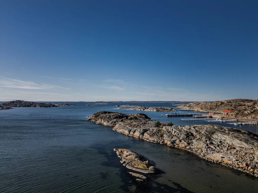 Garden - Private Island with Waterfront in Kungälv