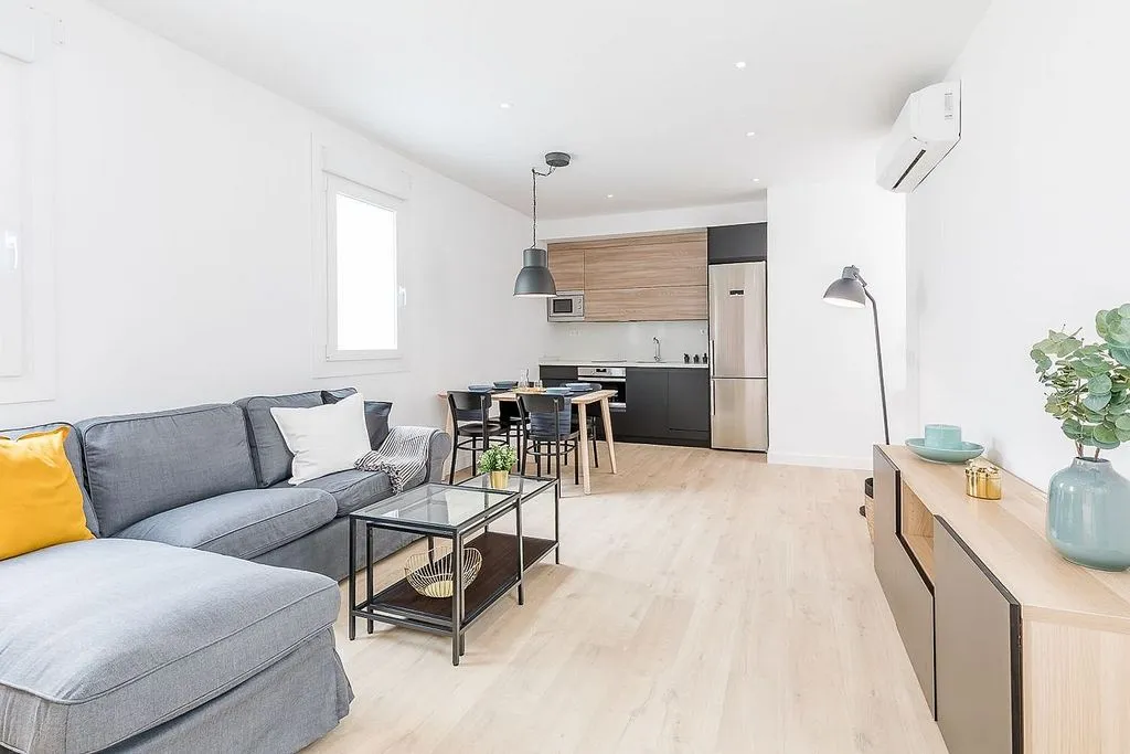 Living Room - Modern Studio with Air Conditioning in Salamanca