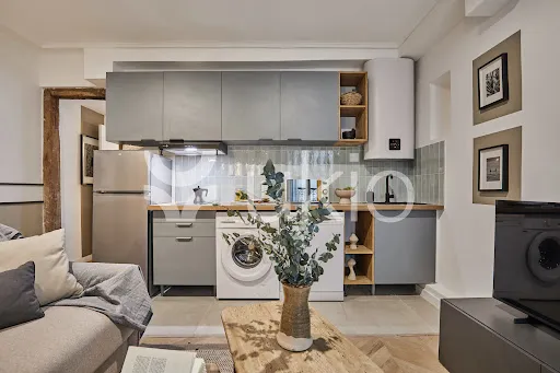 Soggiorno - Luxury Apartment with Elevator in Paris 8th