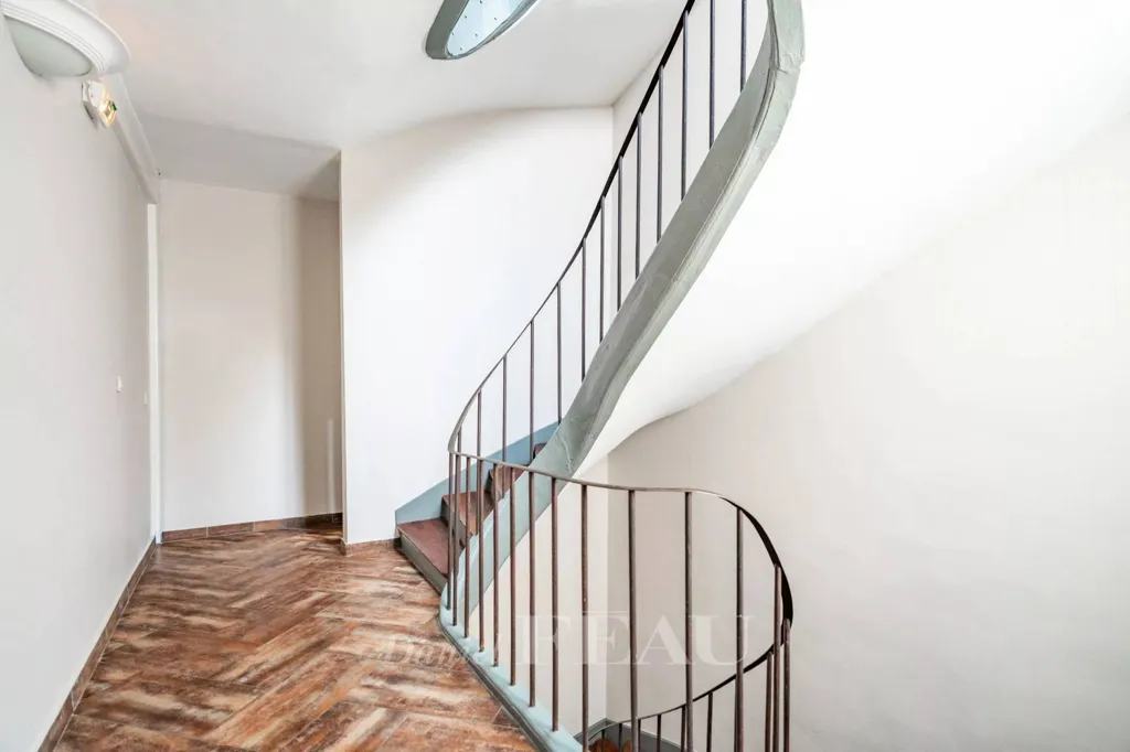 Pièces - Appartement Charmant avec Ascenseur à Saint-Germain-en-Laye