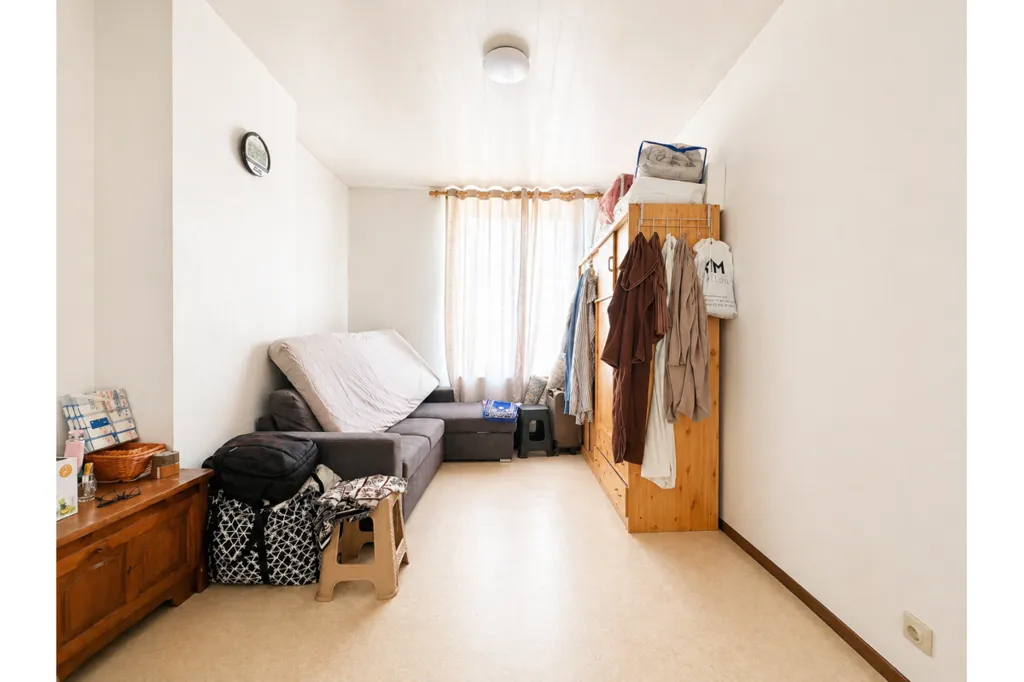 Chambres - Appartement avec Hall d'Entrée à Molenbeek-Saint-Jean