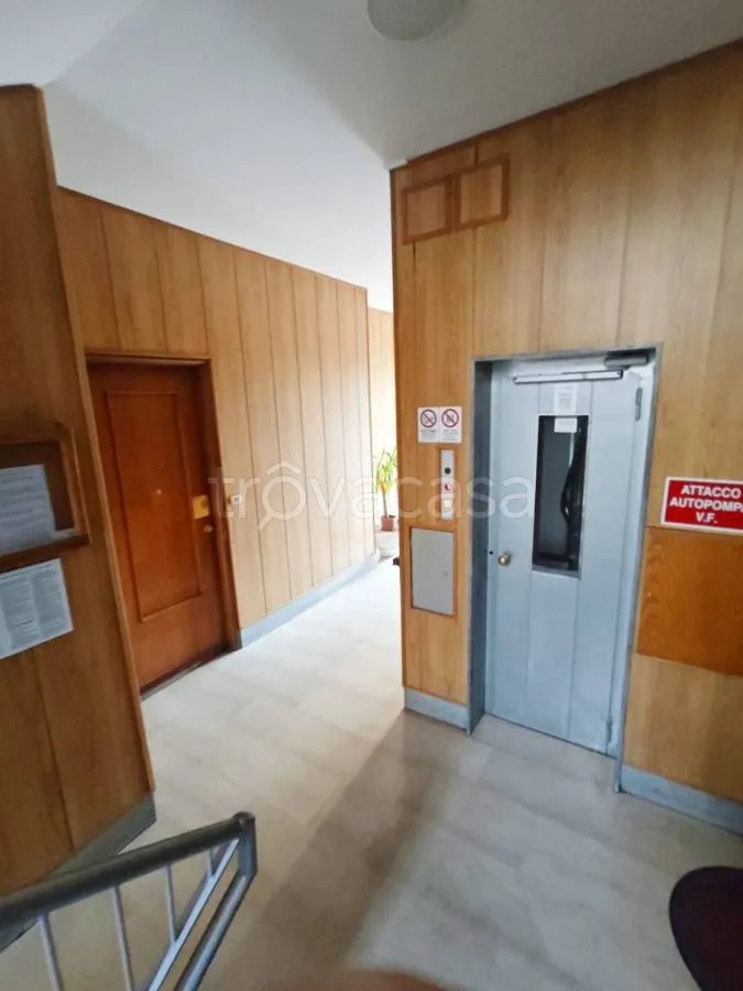 Entrée - Penthouse with Panoramic View in Borgo Vittoria, Turin