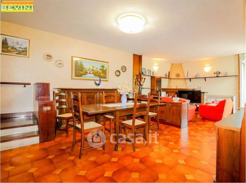 Salle à manger - Semi-detached House with Garden in Modena