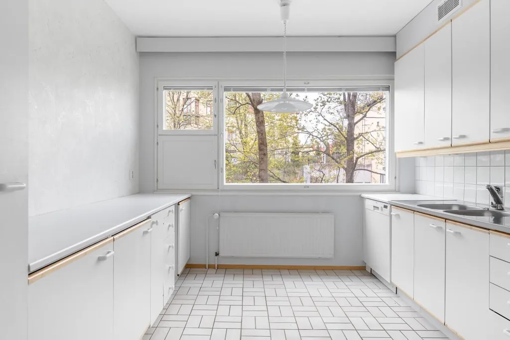 Cuisine - 70s Style Apartment with Balcony in Turku Centre