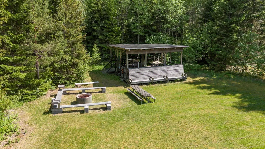 Vue aérienne - Villa with Pool Deck in Countryside