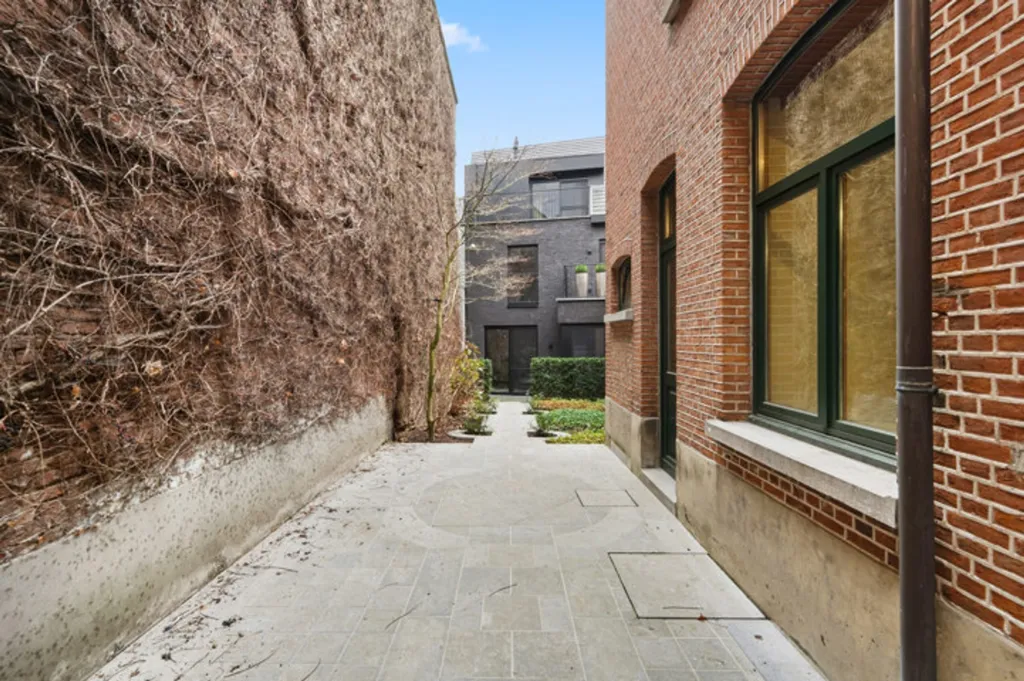 Giardino - Historic Mixed-Use House in Lier