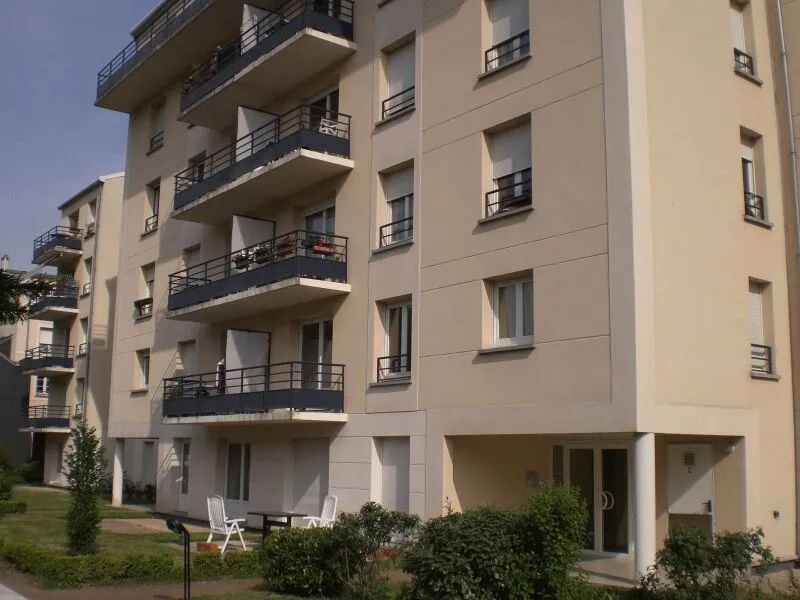 Esterno - Apartment with Balcony near Orleans Library