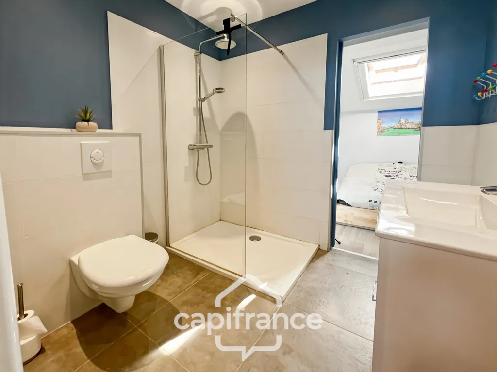 Vannitoad - Contemporary House with Pool in La Garde